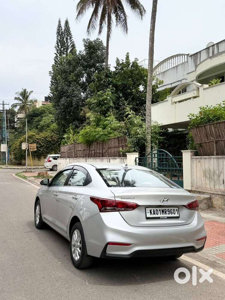 Hyundai New Verna, 2018, Petrol