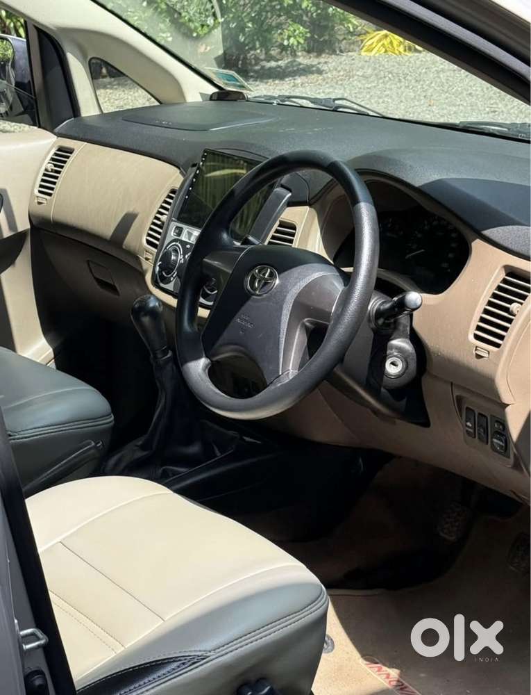 Toyota Innova 2.5 G (diesel) 7 Seater, 2016, Diesel