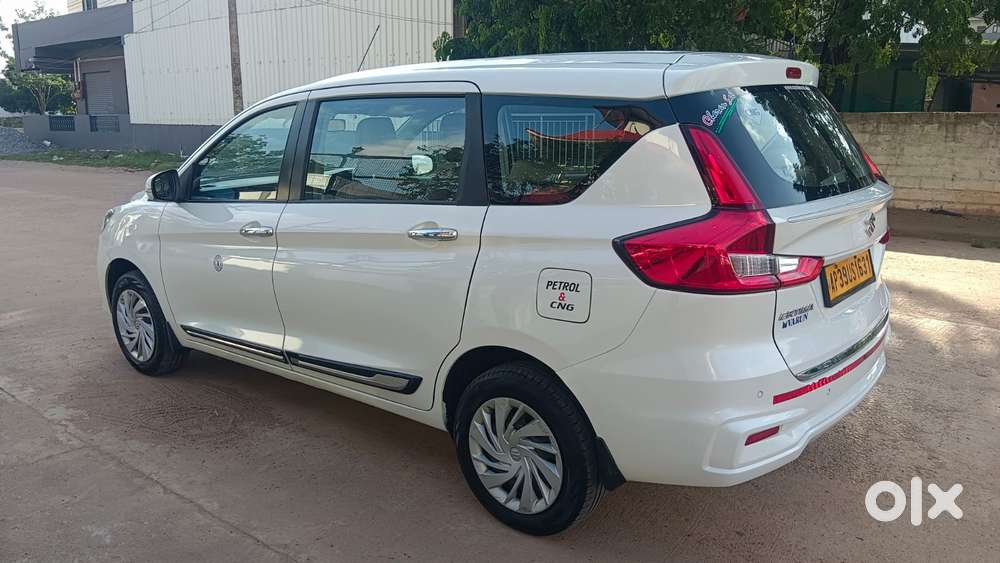 Maruti Suzuki Ertiga 1.5 Vxi, 2023, Cng & Hybrids