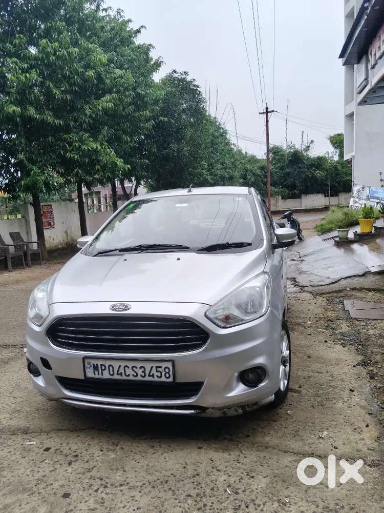 Ford Aspire Titanium Blu 2017
