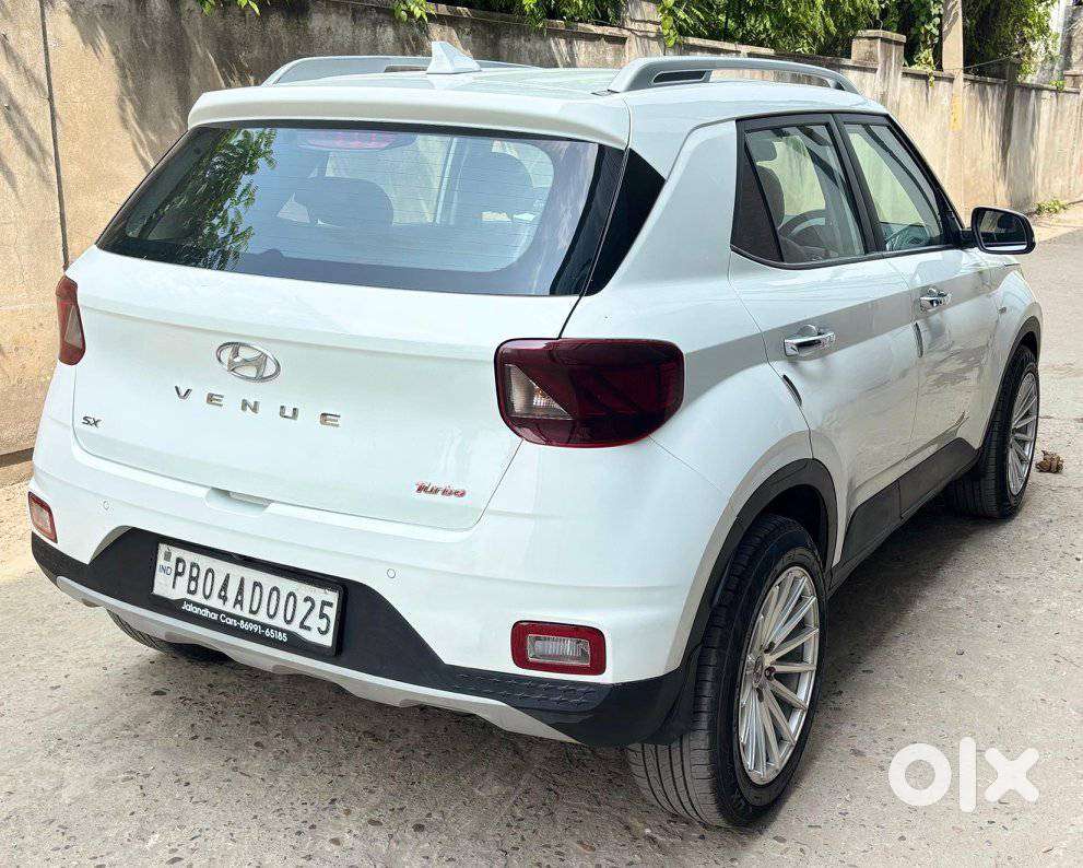 Hyundai Venue, 2020, Petrol