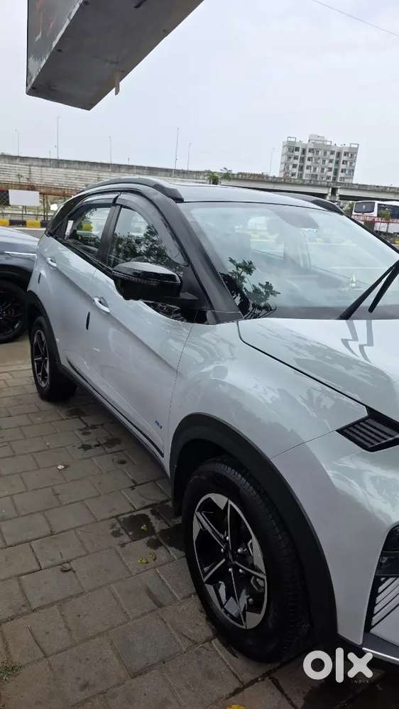 Tata Nexon Ev Empowered 45kw