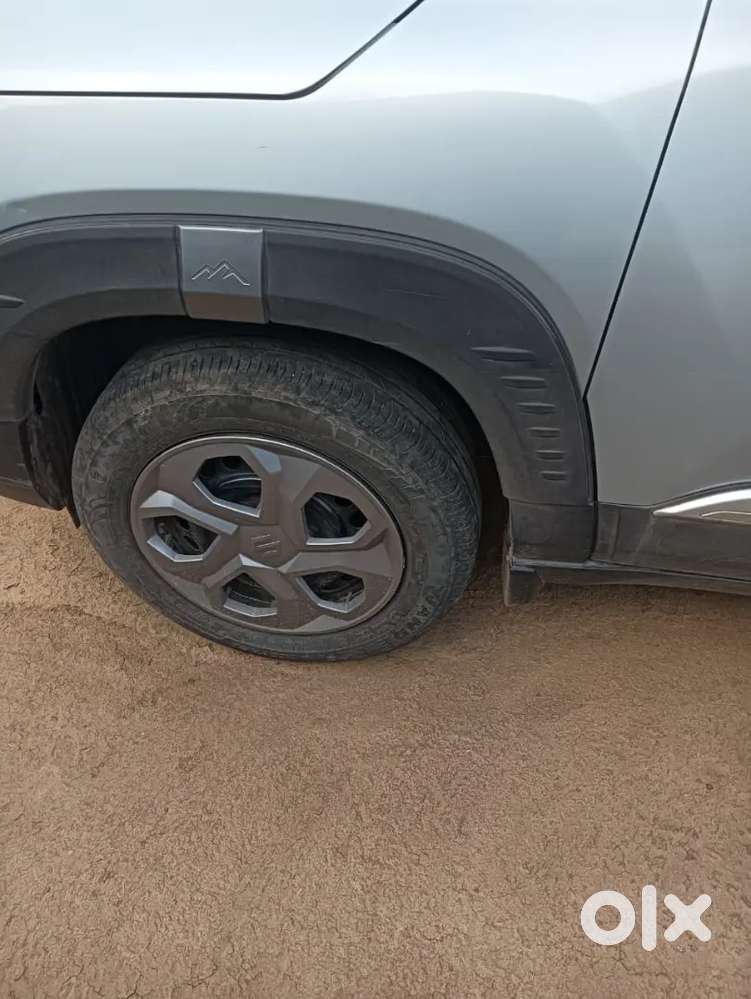 Maruti Suzuki Brezza 2024 Petrol 40000 Km Driven