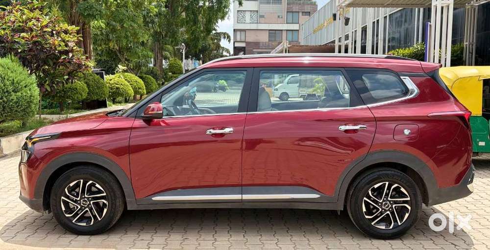 Kia Carens 1.4 Luxury Plus Dct 7 Str, 2022, Petrol