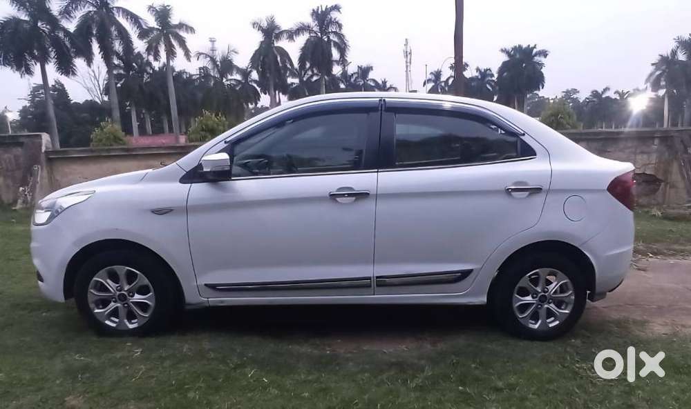 Ford Figo Aspire Titanium, 2016, Petrol