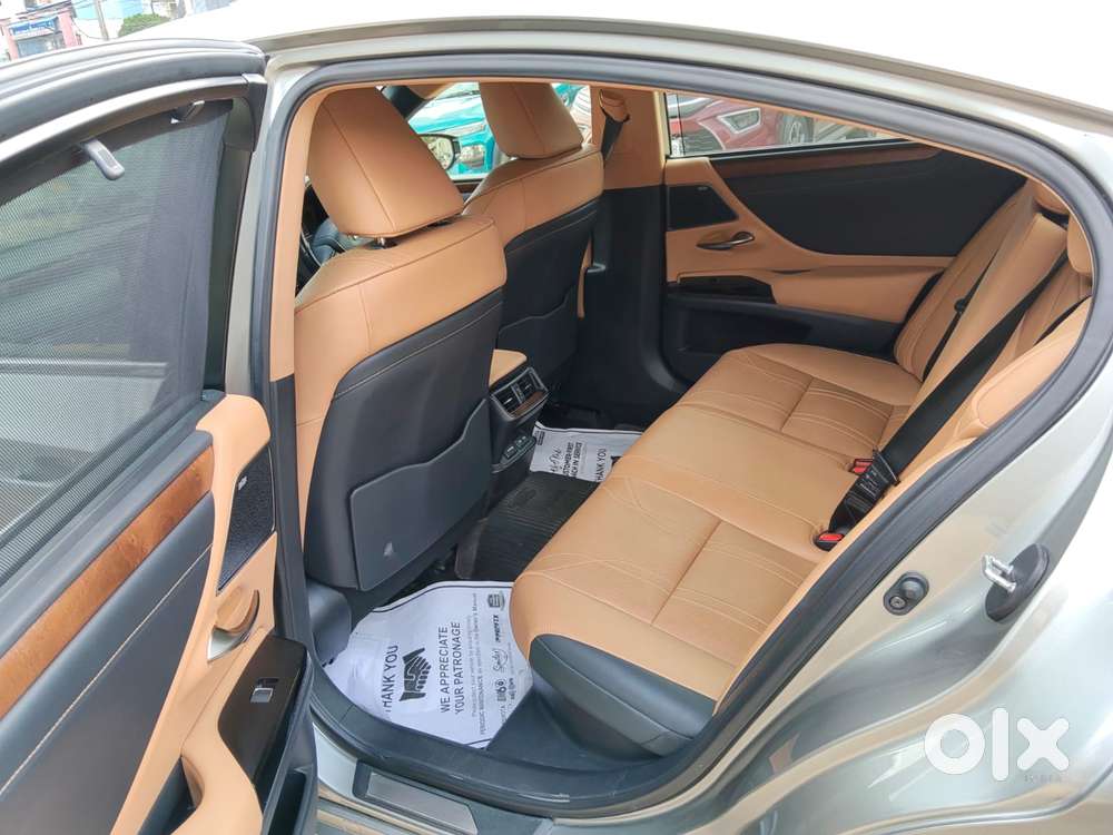 Lexus Es 300h, 2022, Petrol
