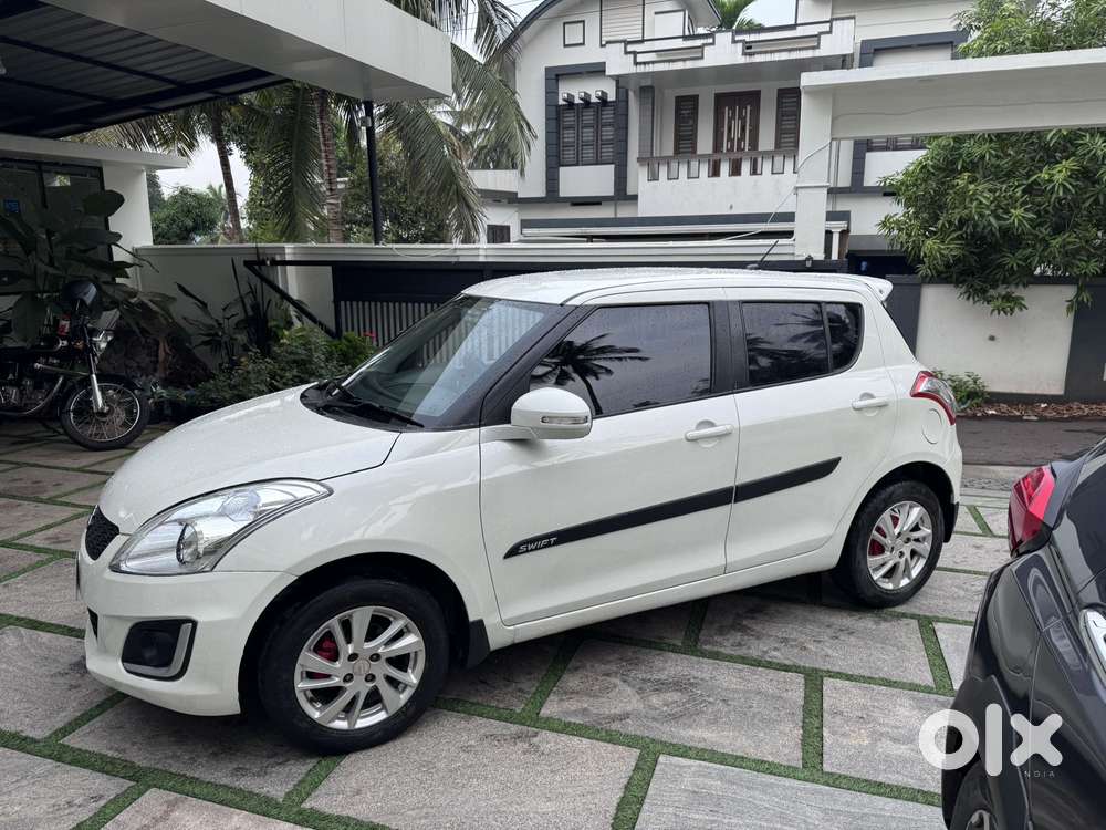 Maruti Suzuki Swift Zdi Plus, 2012, Diesel