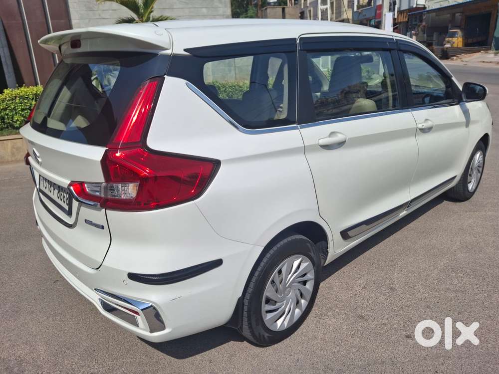 Maruti Suzuki Ertiga 1.5 Vxi, 2021, Petrol