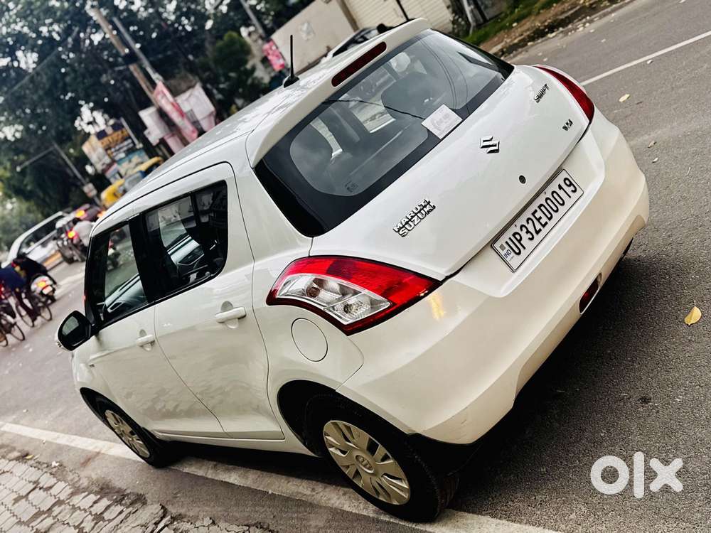 Maruti Suzuki Swift Vxi Optional, 2012, Petrol