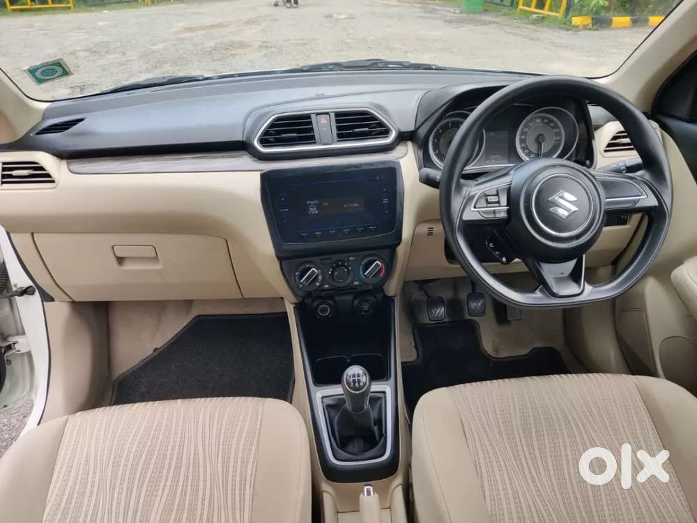 Maruti Suzuki Dzire 1.2 Vxi, 2022, Petrol