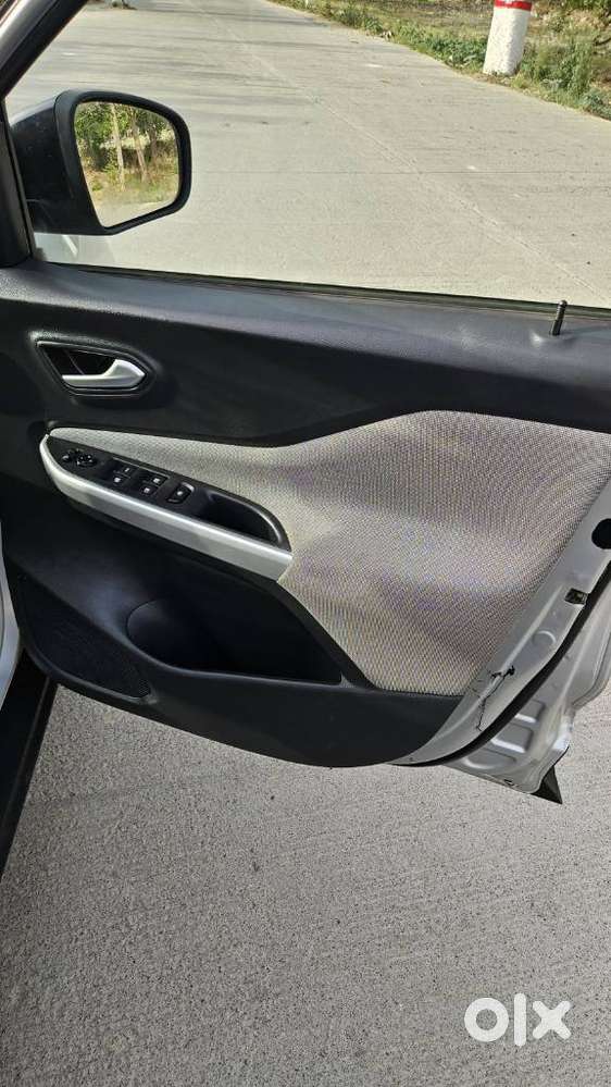 Nissan Magnite 1.0 Xl, 2021, Petrol