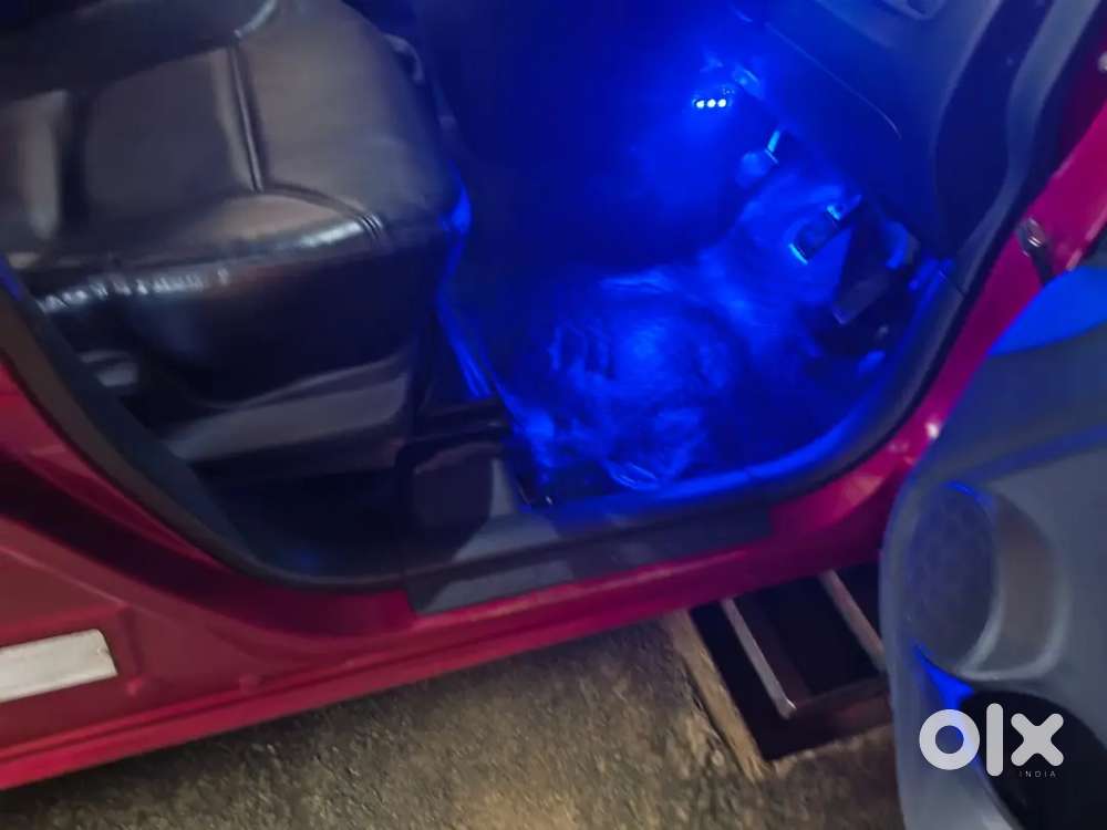 Well Maintained Less Driven Chill Ac  Ps Pw Cl Abs Tyre 70%