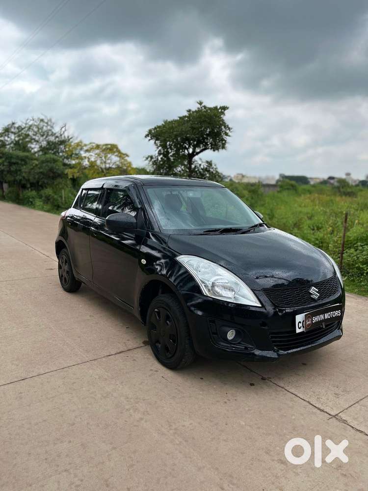Maruti Suzuki Swift Vxi + Manual, 2016, Petrol