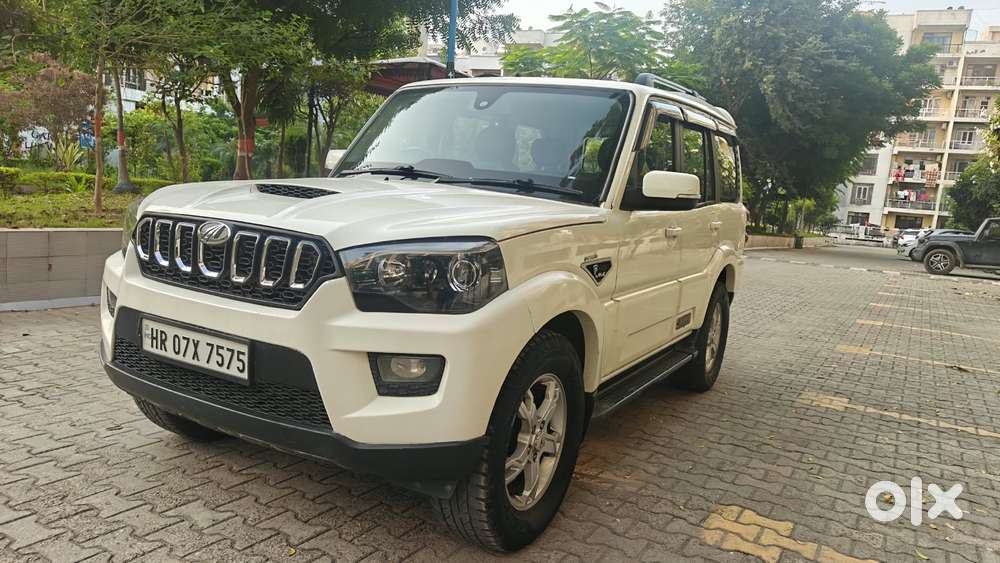 Mahindra Scorpio S10 At 4wd, 2016, Diesel