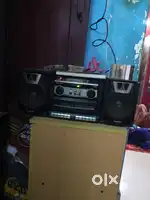Vintage radio on tapri card