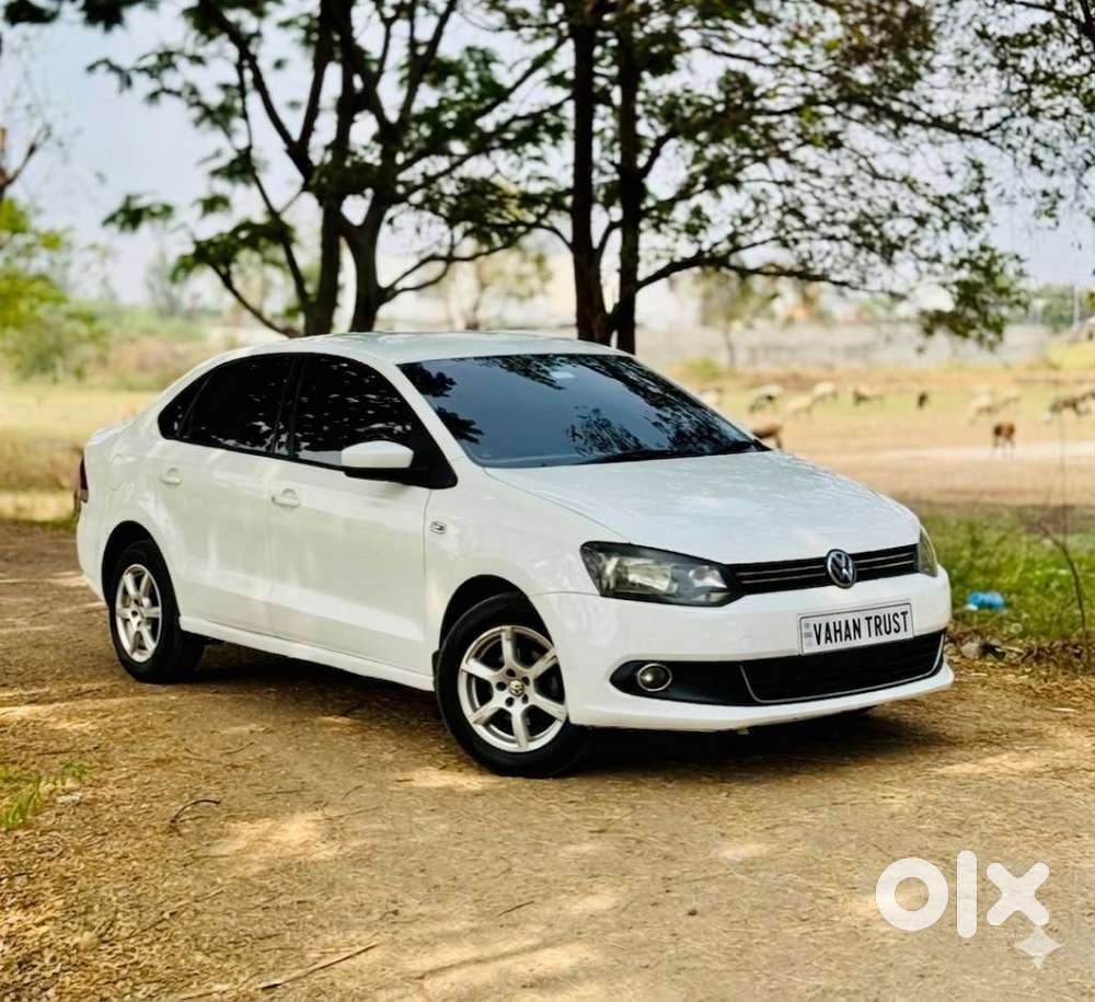 Volkswagen Vento 2010-2013 Diesel Highline, 2014, Diesel