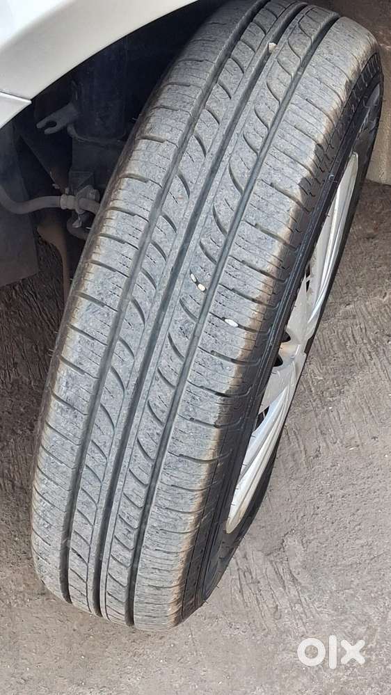 Maruti Suzuki Swift Dzire 1.2 Vxi Bsiv, 2015, Petrol