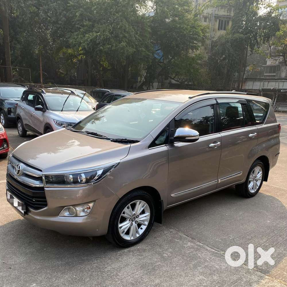 Toyota Innova Crysta 2.8z Automatic, 2016, Diesel