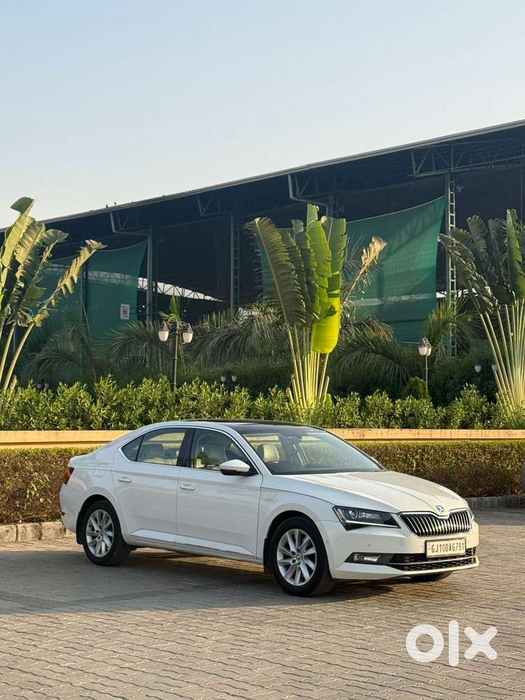 Skoda Superb L&k 2.0 Tdi At, 2019, Diesel