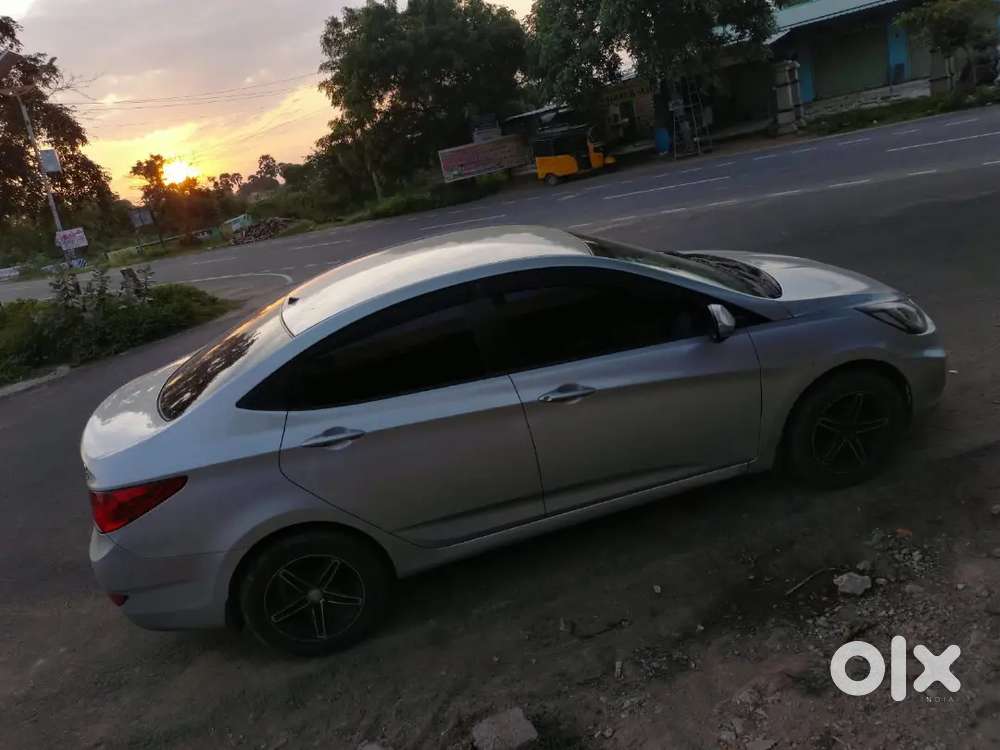 Hyundai Verna 2013