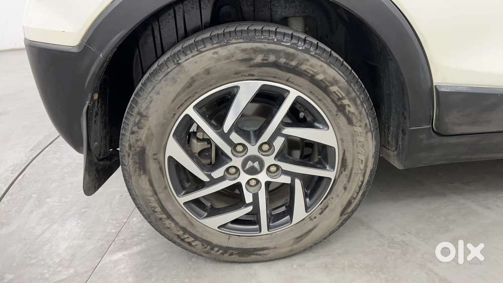 Mahindra Xuv300 W8 Option Diesel, 2023, Diesel