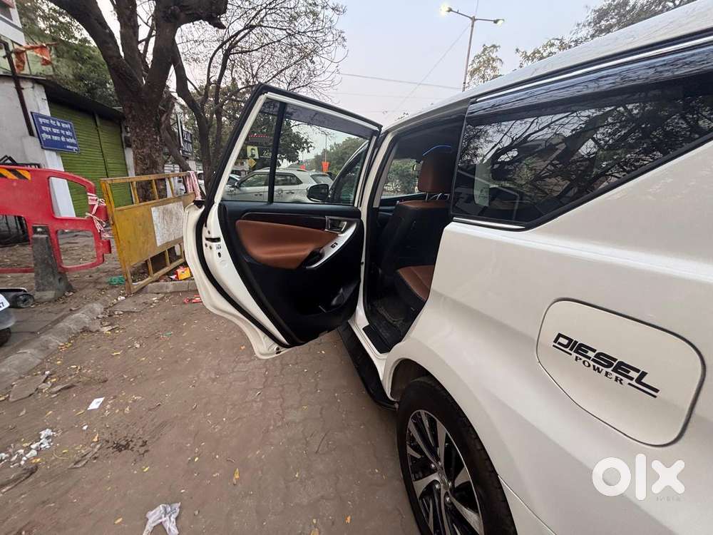 Toyota Innova Crysta Zx 2.4 Diesel 7 Seater, 2022, Diesel