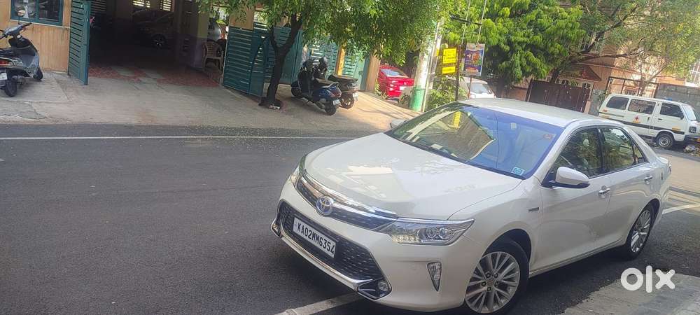 Toyota Camry Hybrid, 2017, Petrol