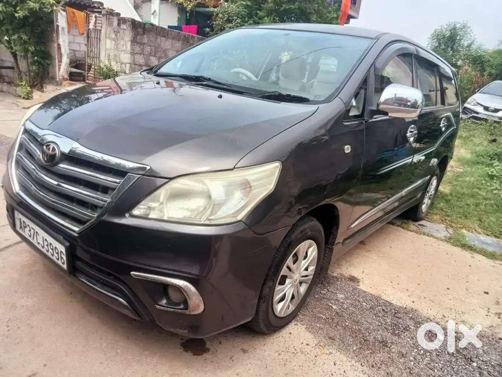 Toyota Innova Diesel Manual 2015 Year