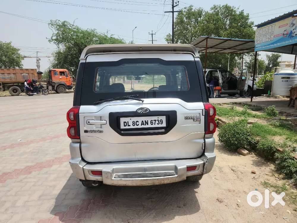 Mahindra Scorpio S6 Plus 2016 Diesel Car