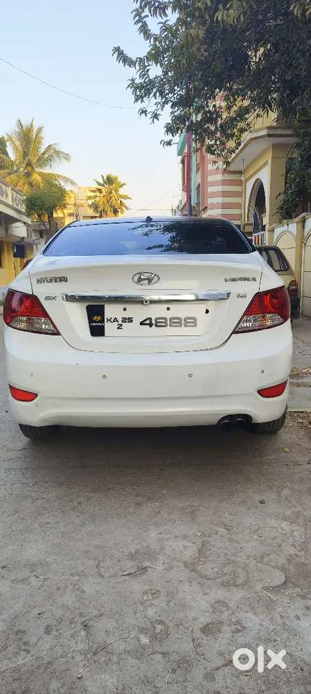 Hyundai Verna 2012