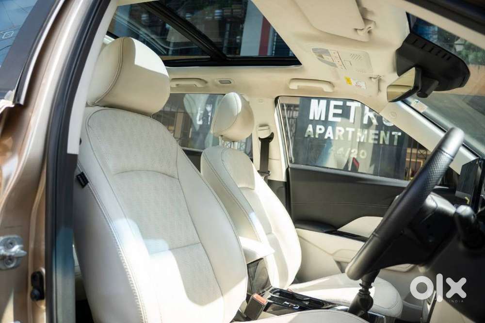 Mahindra Xuv 3xo Ax7l Petrol Mt, 2025, Petrol