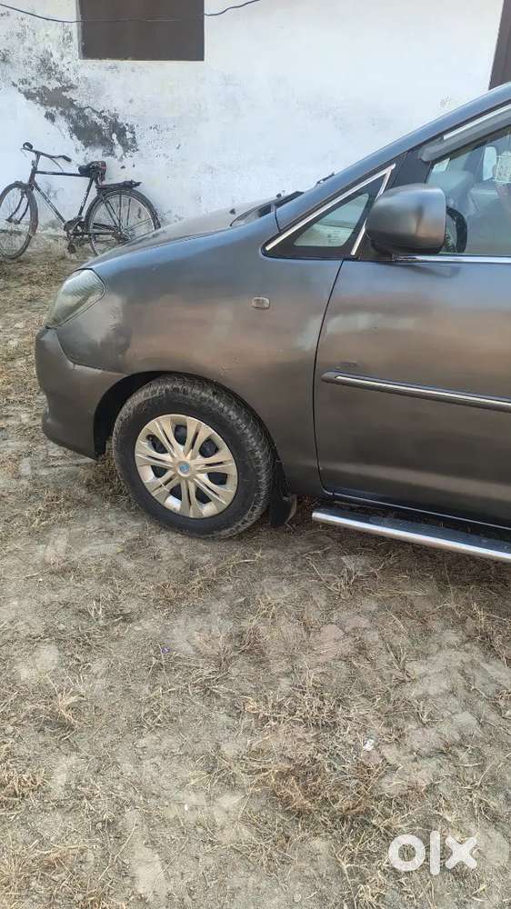 Toyota Innova 2009 Diesel 320000 Km Driven