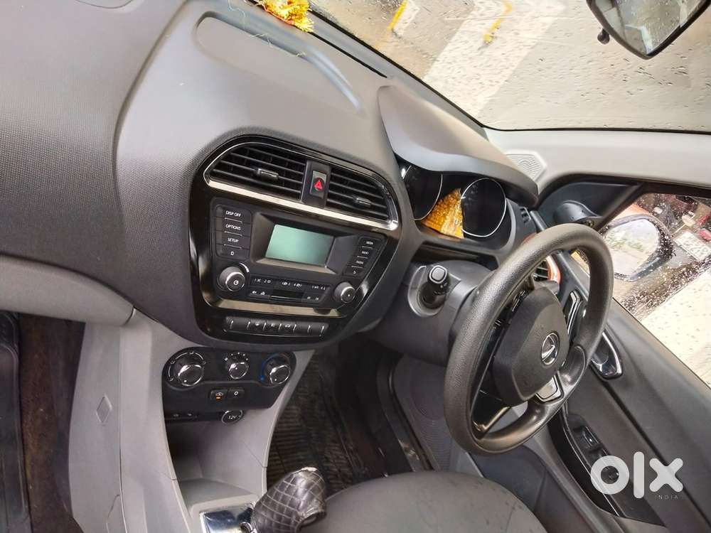 Tata Tigor Petrol 2018