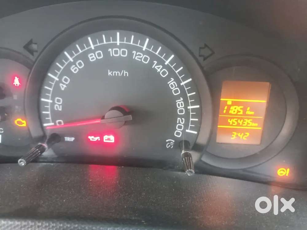 Maruti Suzuki Dzire 2013