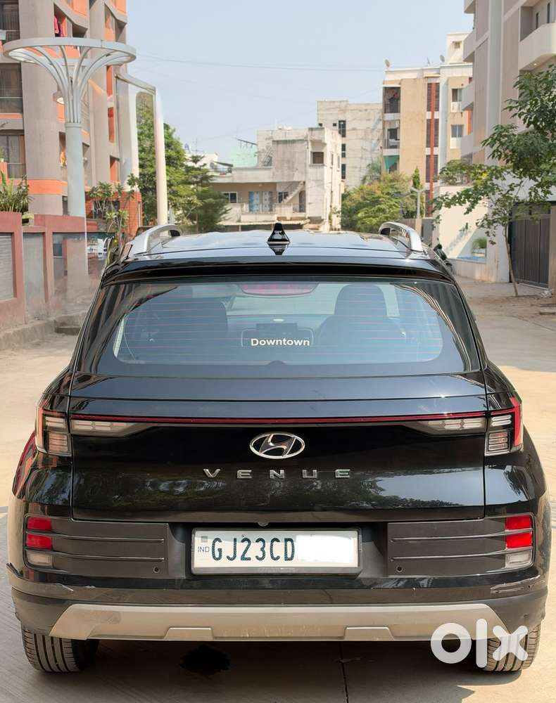 Hyundai Venue 1.2 S (o), 2022, Cng & Hybrids
