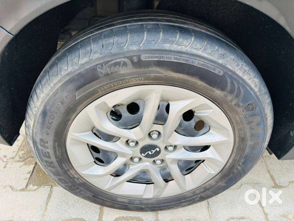 Kia Carens 1.4 Premium 7 Str, 2022, Petrol