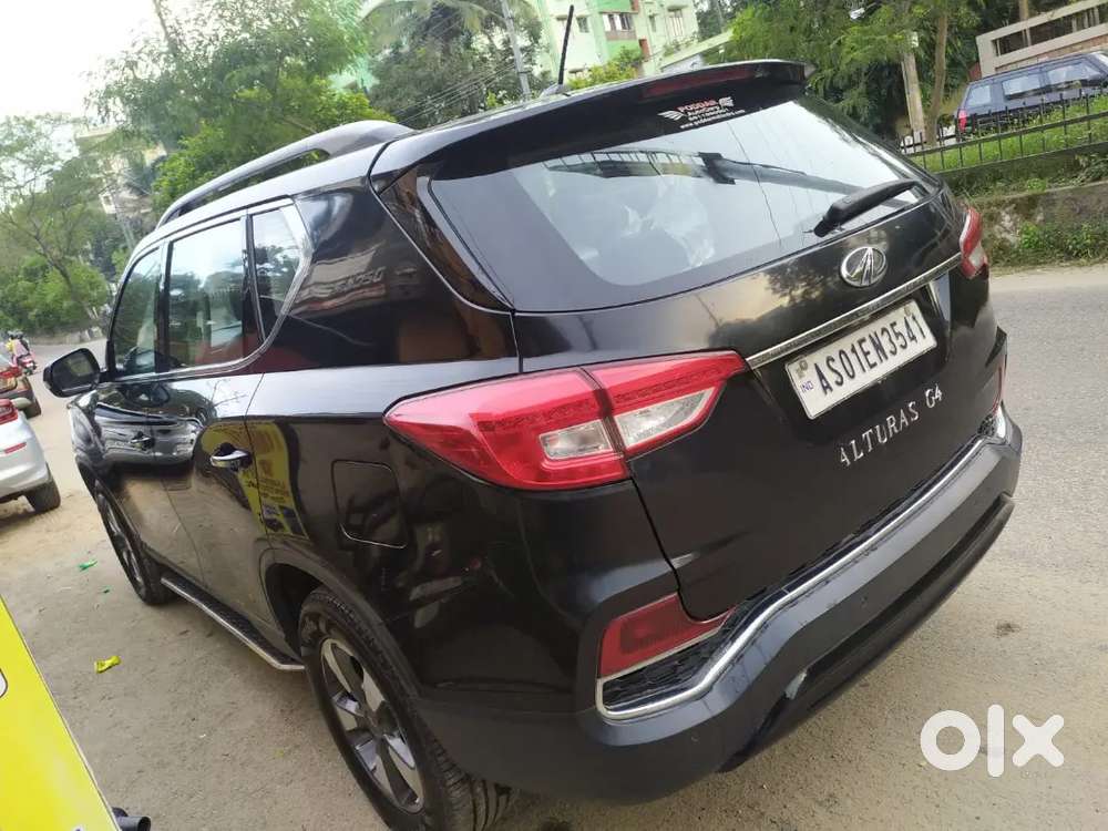 Mahindra Alturas G4 Automatic