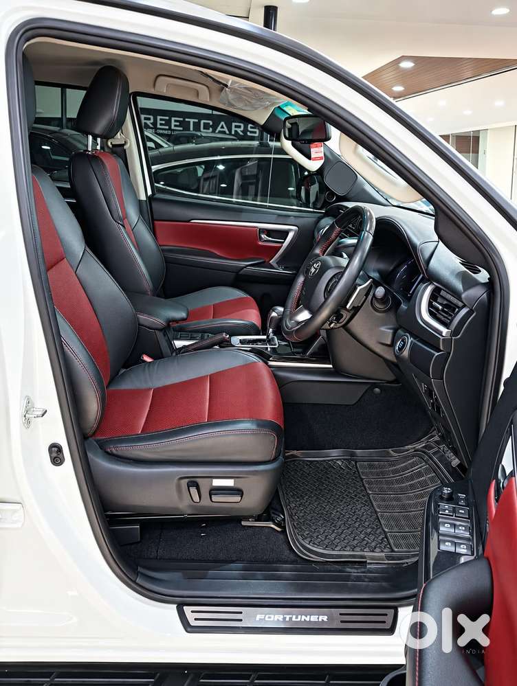 Toyota Fortuner Legender 4X2 AT 2.8, 2022, Diesel