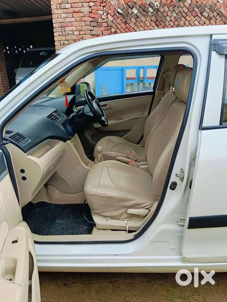 Maruti Suzuki Dzire 2022 Cng & Hybrids 61225 Km Driven