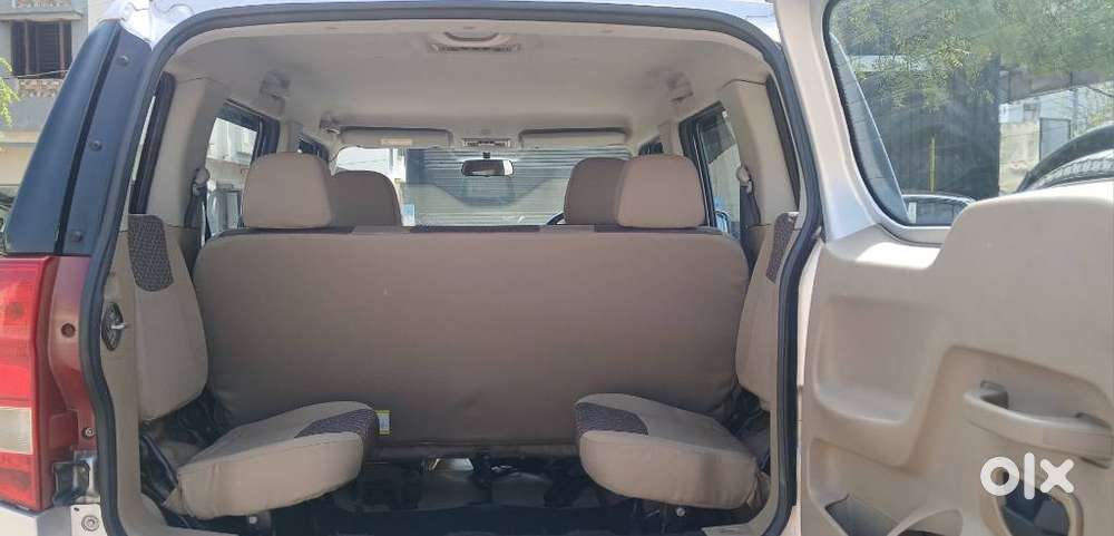 Mahindra Tuv 300 T8 Amt (automatic), 2016, Diesel