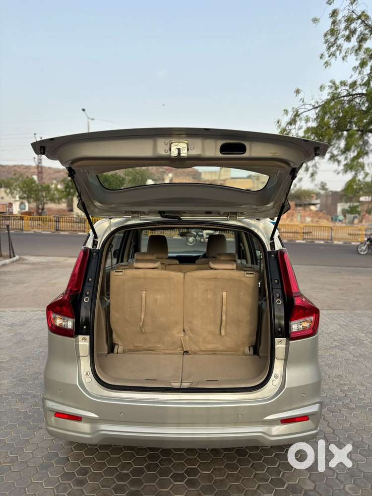 Maruti Suzuki Ertiga Vxi At Petrol, 2019, Petrol