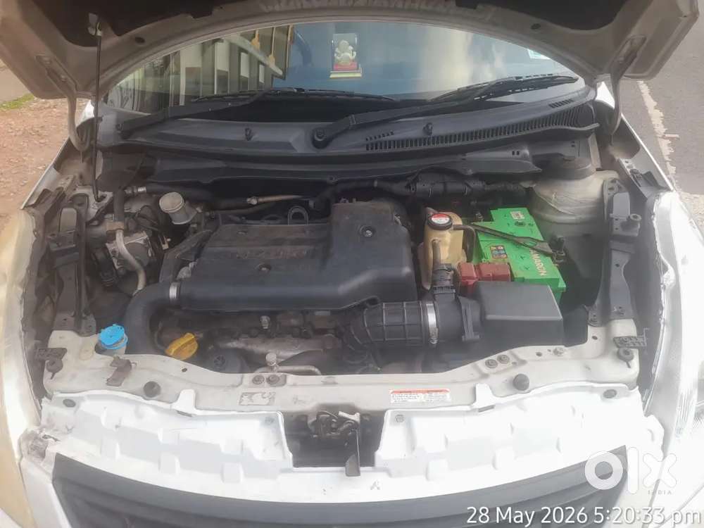 Maruti Suzuki Swift Dzire 2012