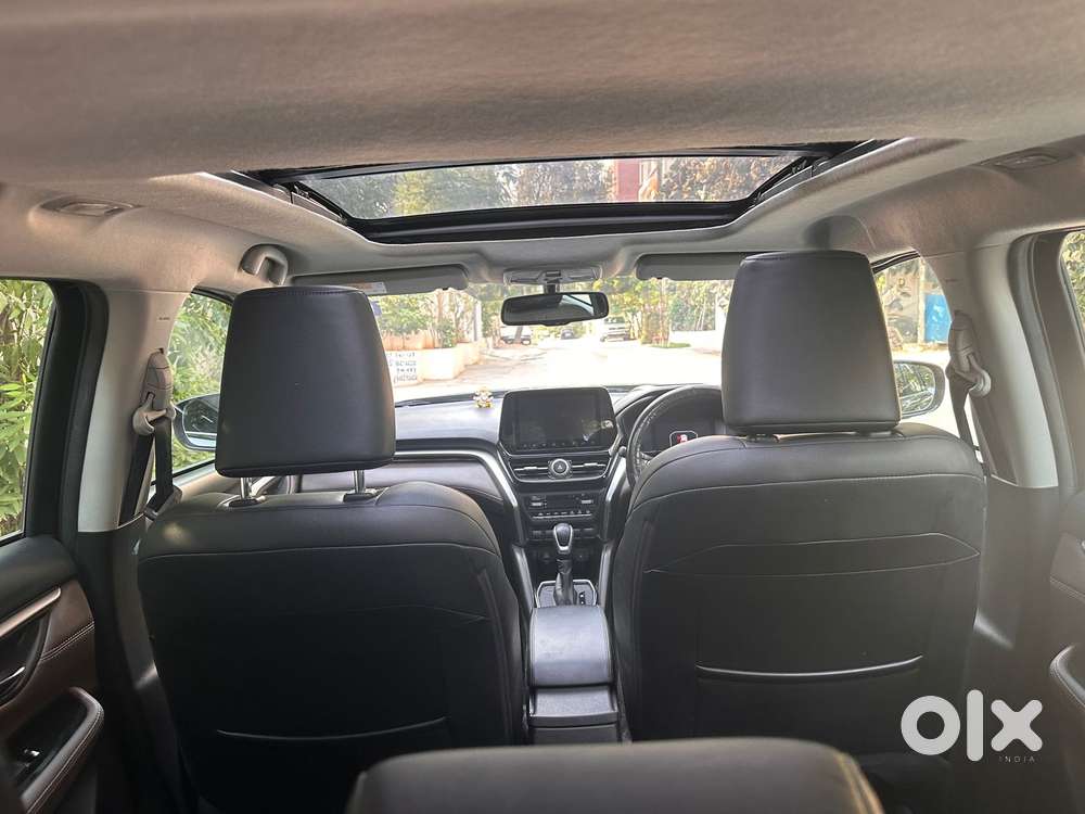 Toyota Urban Cruiser Hyryder 1.5 V Hybrid, 2023, Petrol