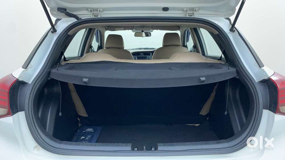Hyundai Elite I20 Sportz Plus, 2020, Petrol