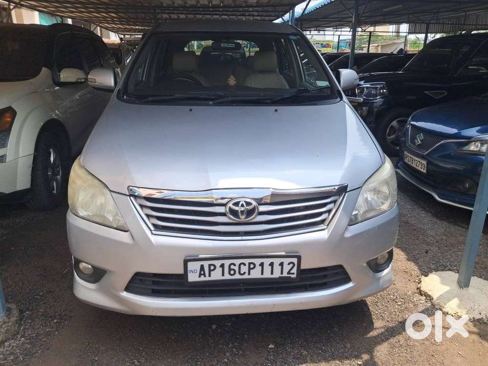 Toyota Innova 2.5 V 7 Str, 2013, Diesel