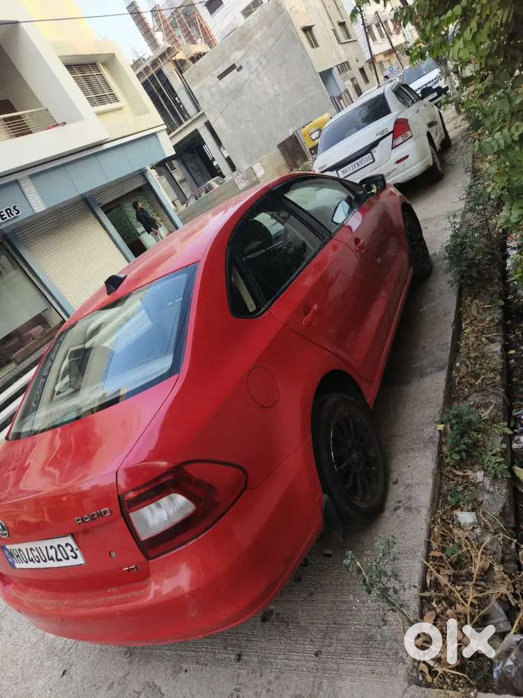 Skoda Rapid 2015 Diesel 97000 Km Driven Automatic 7gear