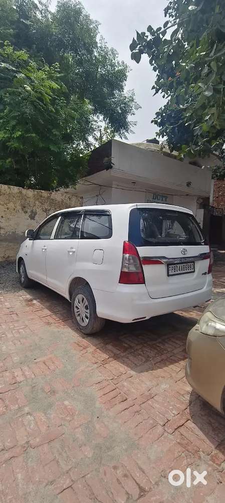 Toyota Innova 2.0 G3 2013