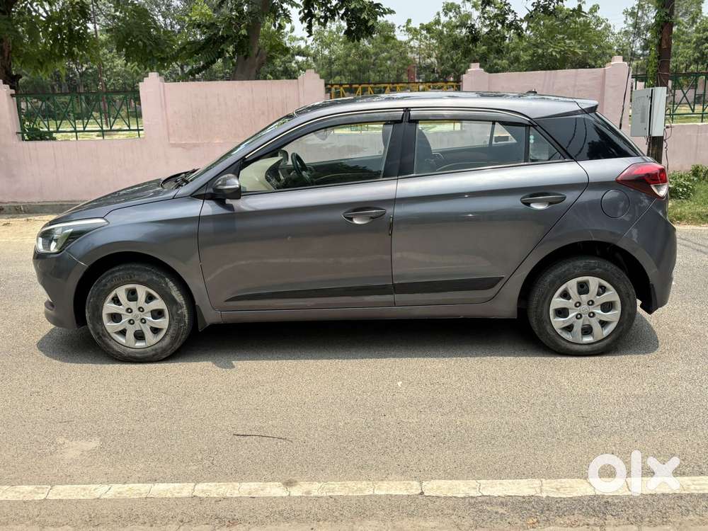 Hyundai I20 Sportz 1.2 Bs-iv, 2017, Petrol