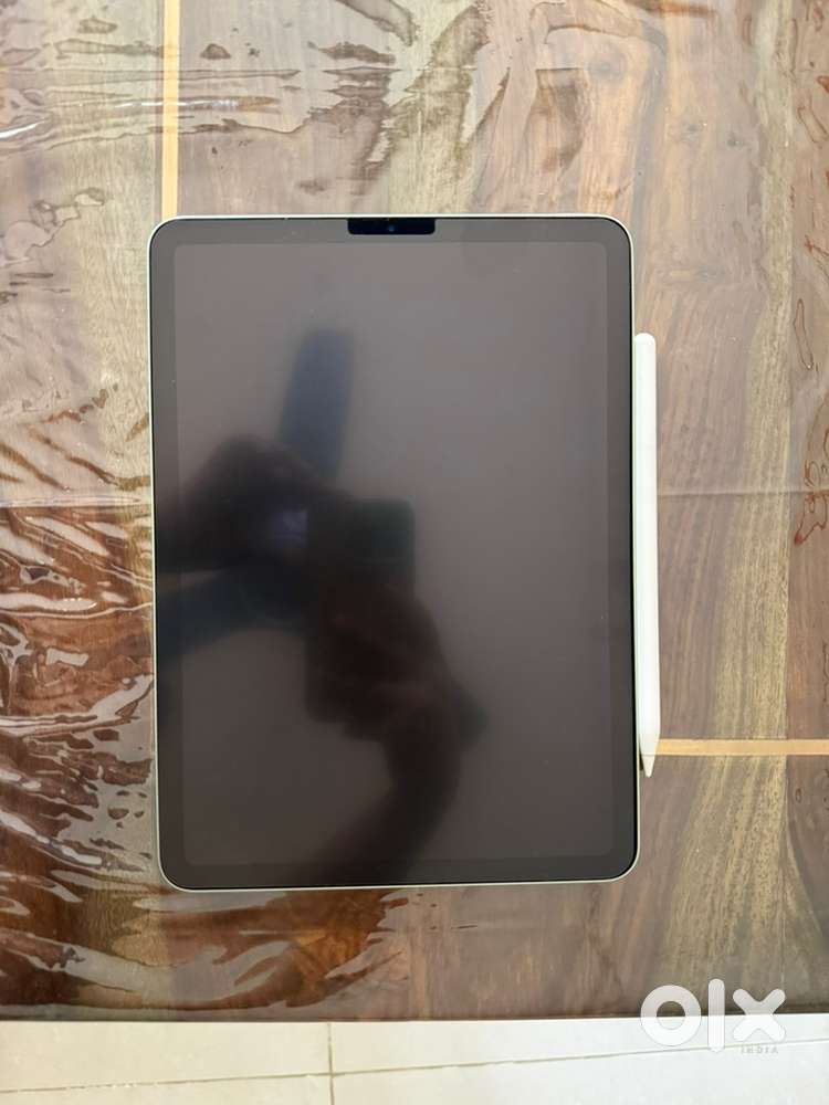 IPAD Air (4th Gen) with Apple Pencil (2nd Gen) Tablets 1820403034