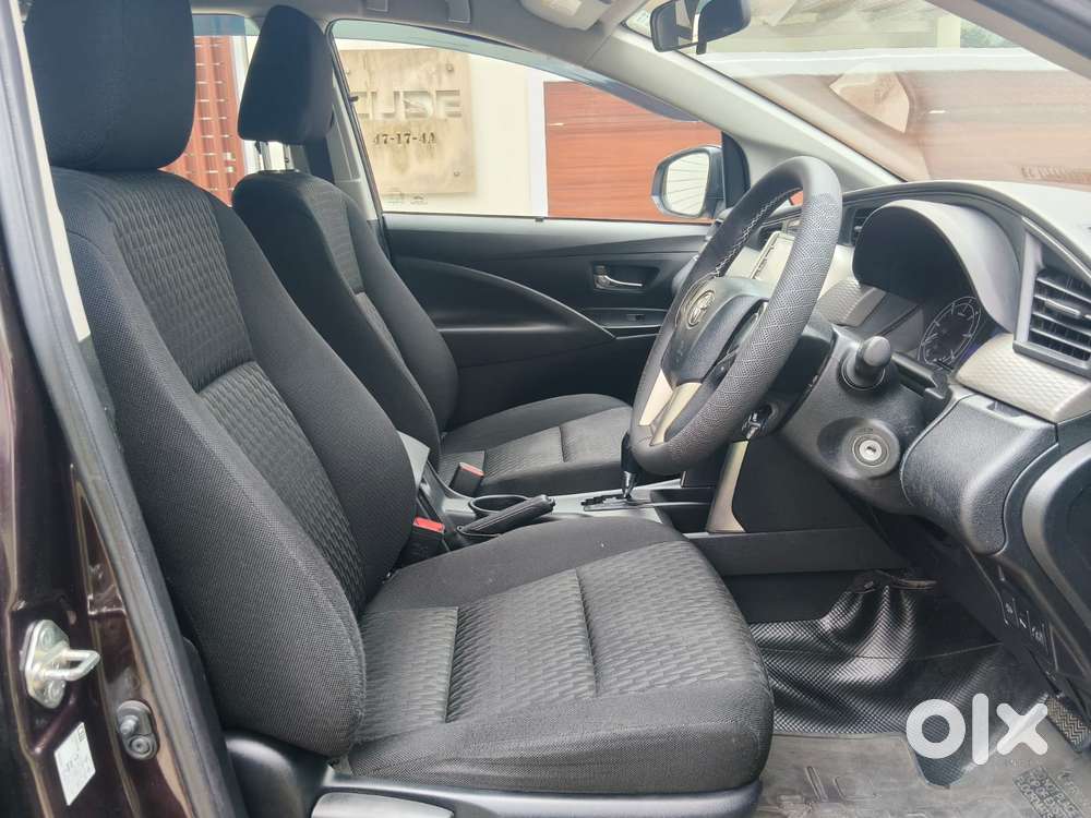 Toyota Innova Crysta [2020-ongoing] 2.4 Gx At 7 Str, 2021, Diesel